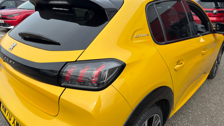 Peugeot 208 1.5 BlueHDi 100 GT 5dr Diesel Hatchback